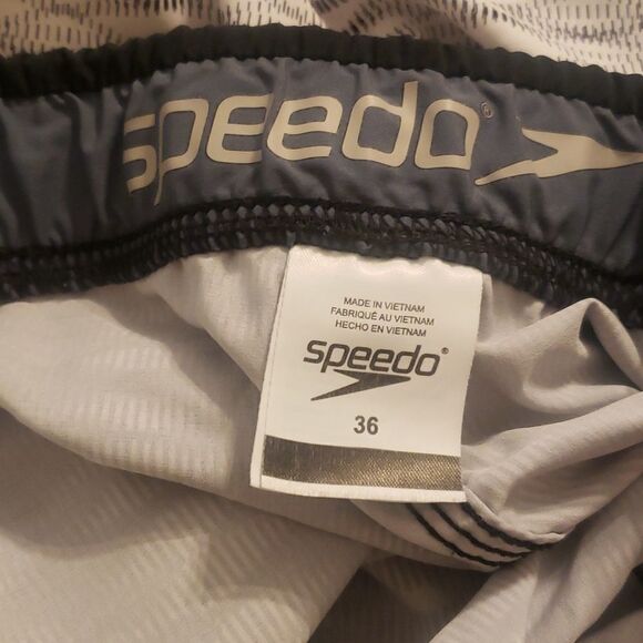 Men's Speedo black and white ombre Swim Board Shorts (7784103) size 36 - Picture 7 of 8